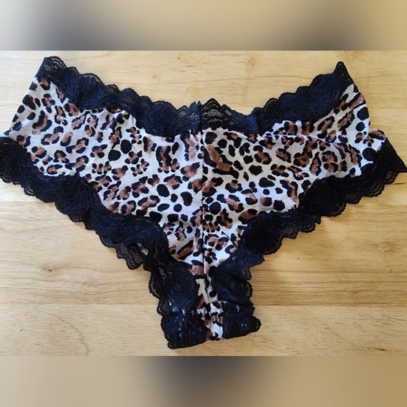 Victoria's Secret Lg Thong Panty Animal Print - Picture 3 of 3